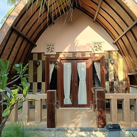 Noby Gili Cottages ギリ島 エクステリア 写真