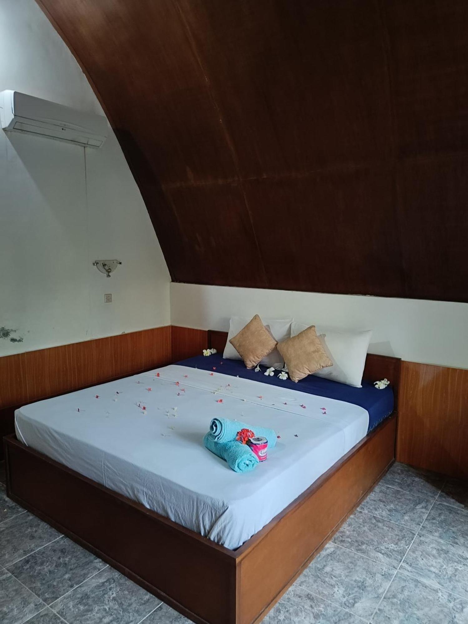 Noby Gili Cottages ギリ島 エクステリア 写真