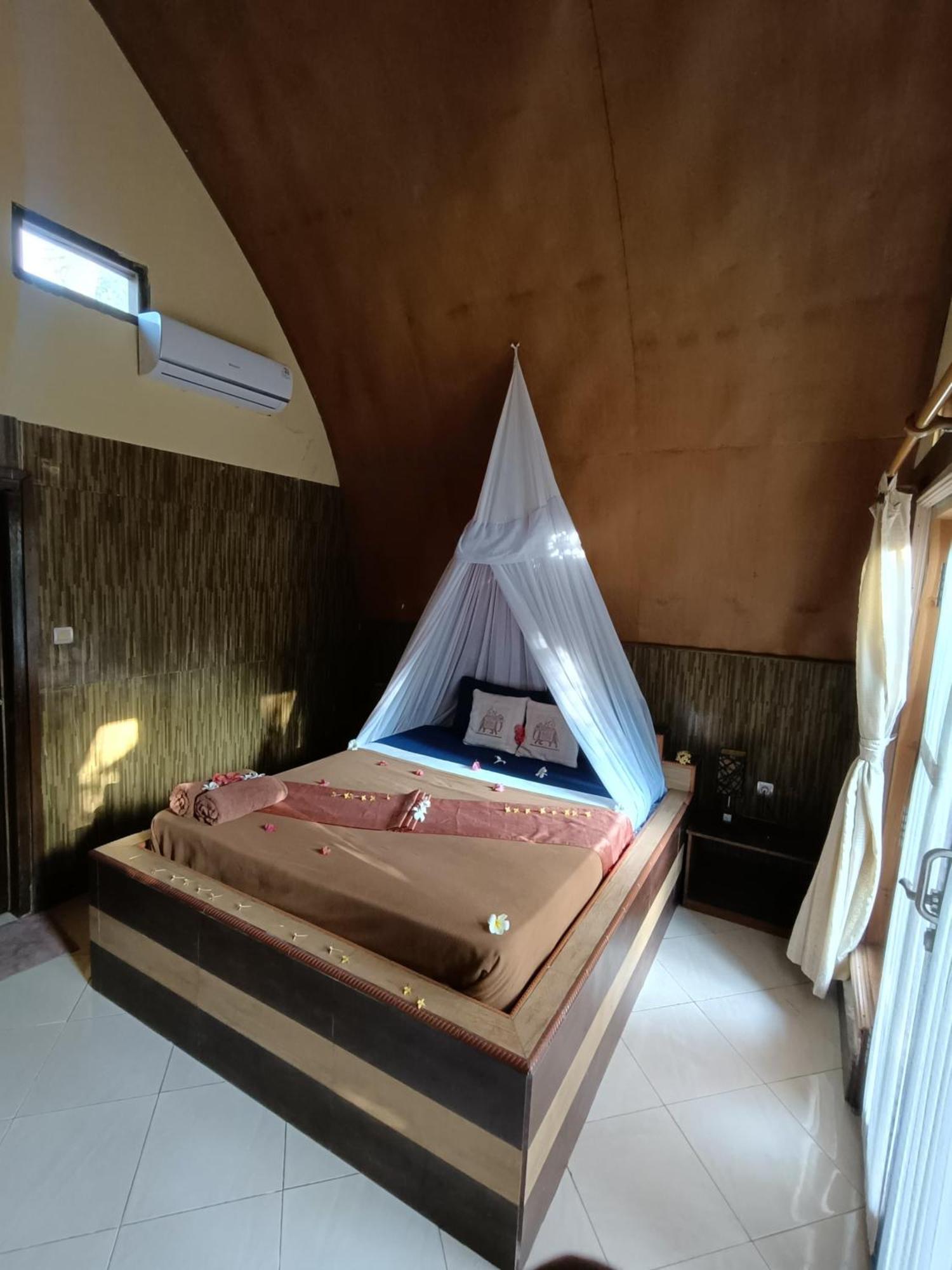 Noby Gili Cottages ギリ島 エクステリア 写真